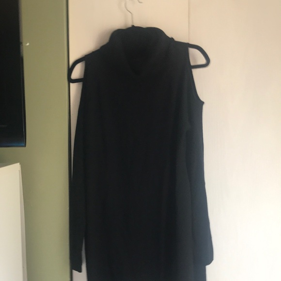 Cowl neck open shoulder tunic sweater - Picture 1 of 2